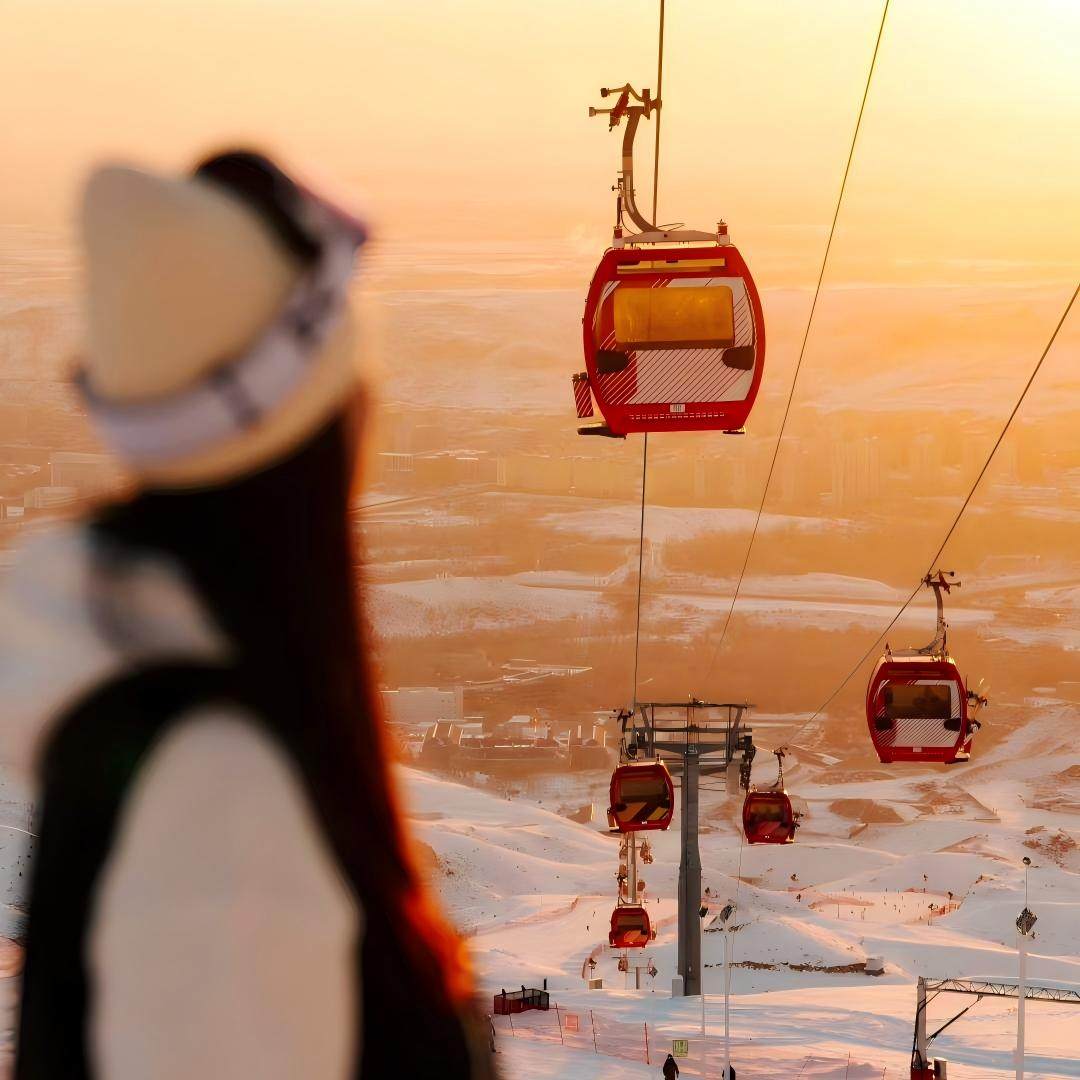 【滑雪+禾木落地观景房】新疆北疆阿勒泰旅游禾木喀纳斯8天6人团
