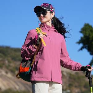 
Spring women's new spring jacket 2025 new American retro loose casual sports outdoor hooded jacket