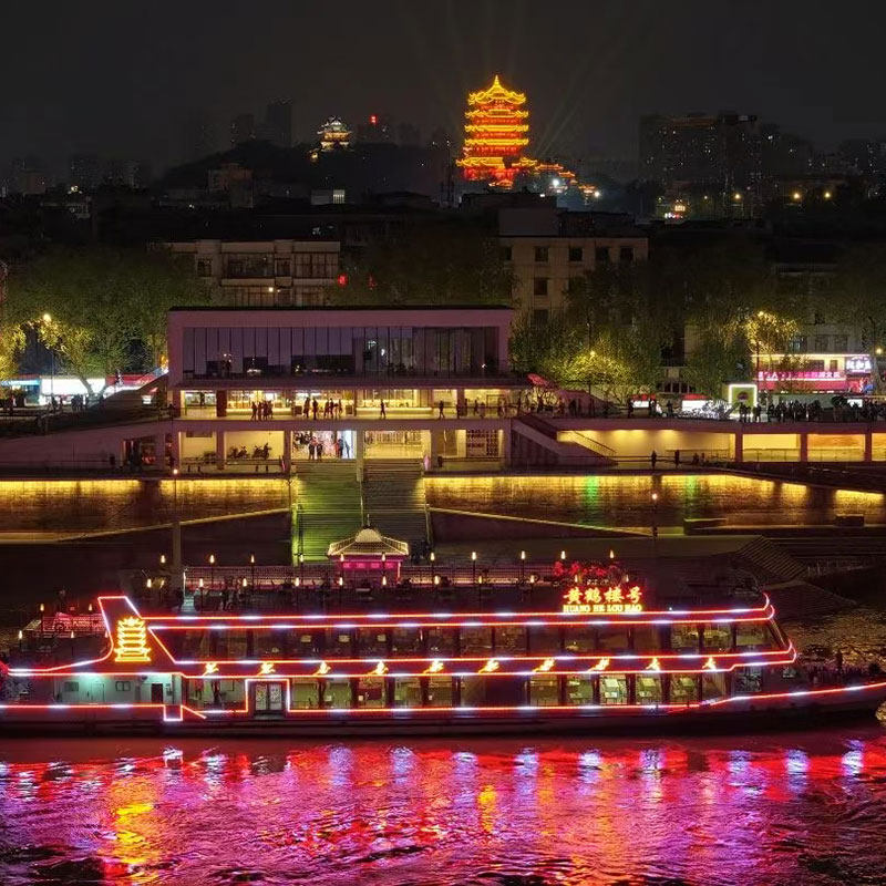 武汉2日游下午出发武汉大学深度游+黄鹤楼+两江夜游船2-10人小团