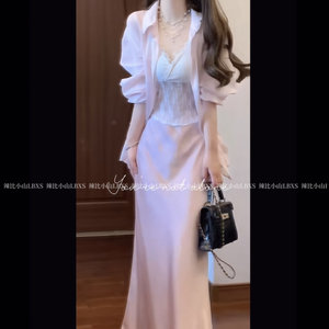 
Tender temperament, loose long-sleeved shirt layered with lace suspender vest high waist fish tail hip skirt suit