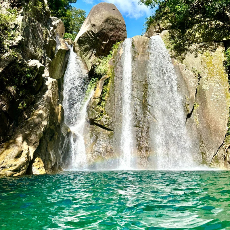 广西柳州融水旅行三友瀑布+融水老君洞一日游2-6人纯玩无购小团