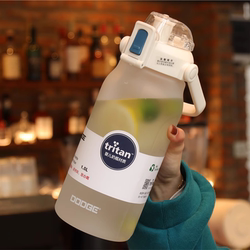 American Tritan Large-Capacity Sports Water Bottle for Women, Summer Water Jug 2000ml, Straw Cup for Men, Large Capacity Bottle