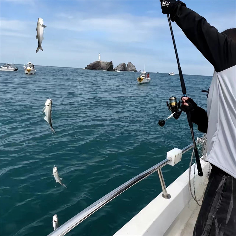 青岛海钓+出海钓鱼+小港钓鱼码头 一价全含/海上BBQ/含渔具鱼饵
