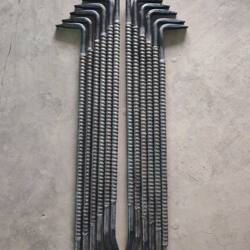 Hollow Threaded Steel Pry Bar with Flat Head, Woodworking-Specific Round Steel Demoulding Pry Bar, Construction Site Pry Bar