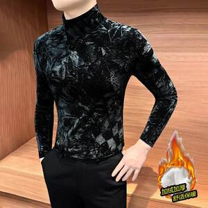 
Fengyan carefully selects men's velvet men's bottoming shirts, a popular winter style, handsome and Western-style pleated half-high collar with long-sleeved t-shirt