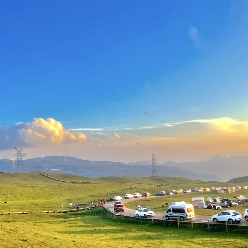 贵州乌蒙大草原一日游贵阳出发私家团包车游上门接送独立包团