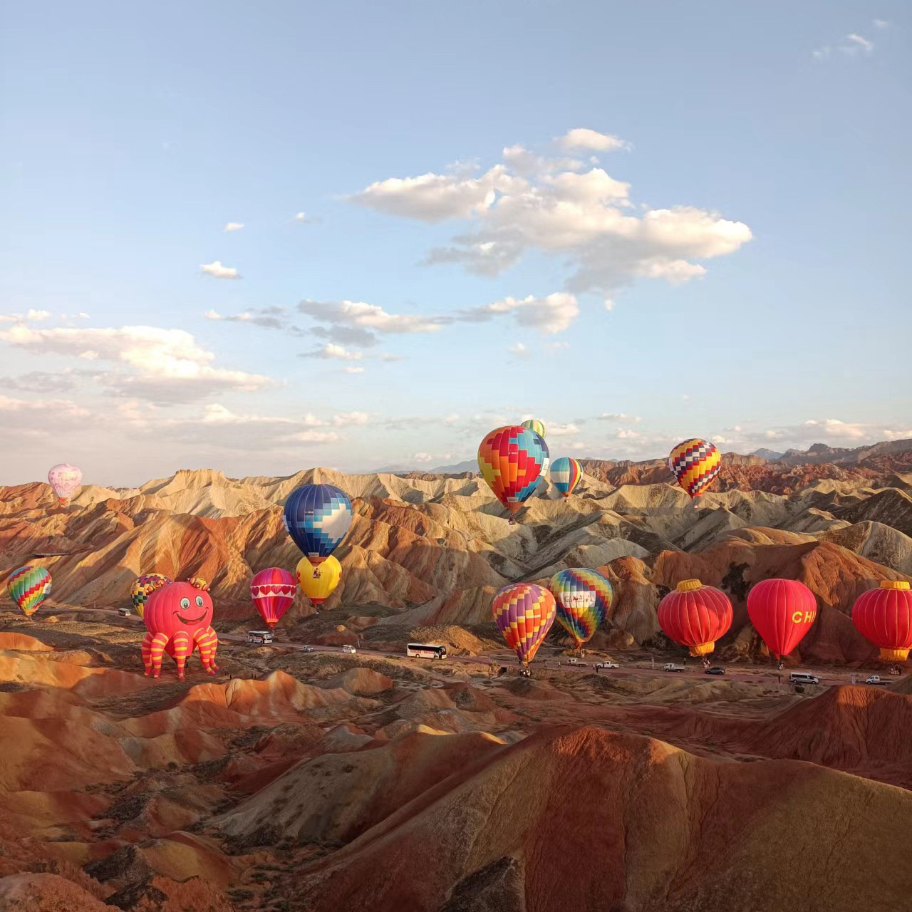 西北甘肃旅游5天4晚2-8人小团河西走廊纯玩莫高窟七彩丹霞嘉峪关