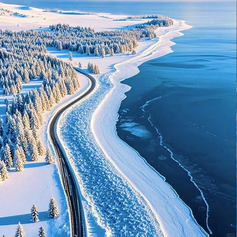 7天6晚纯玩小团 |新疆旅游伊犁库尔德宁赛里木湖独山子6人商务车