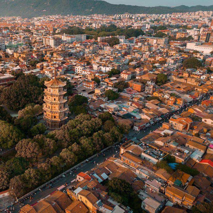 泉州蟳埔村+梧林古村落+泉州开元寺+西街3日2晚跟团游/享素食自助