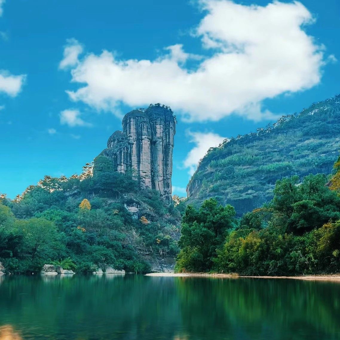 武夷山天游峰云窝一线天武夷宫竹筏漂流大红袍景区精致小团2天1晚