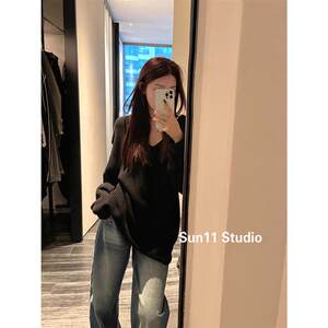 
SUNONEONE black loose V-neck sweater for women in spring and autumn new lazy style high-end long-sleeved sweater top