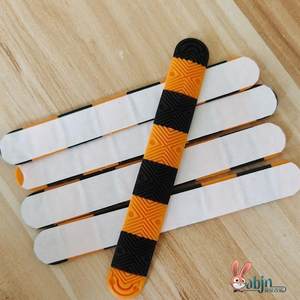 
Speed bump toy car model scene accessories 118 speed bump underground parking lot toy simulation parking space