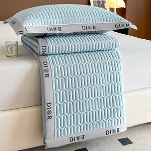 Class A mother and baby summer ice silk latex matable three -piece set of machine washing water washed 2024 new bed single air -conditioning mat
