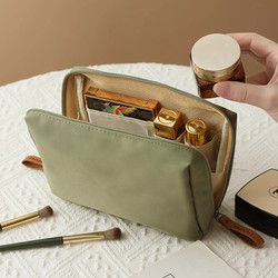 Cosmetic Bag for Women 2025 New Portable Travel Small Mini Cosmetic Lipstick High-End Storage Bag Waterproof