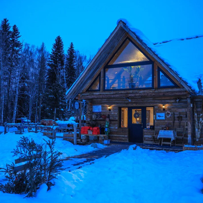 新疆滑雪小团将军山喀纳斯禾木赛湖温泉8天7晚拼车小团豪华头等舱