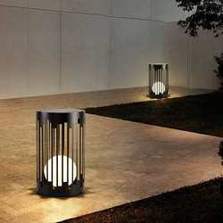 2024 New Solar Garden Lamp Outdoor Lawn Lamp Modern Simple Villa Garden Ornament Decorative Floor Lamp