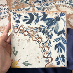 Vintage Distressed Blue and White Porcelain 200 Small Tiles for Entrance, Balcony, Kitchen, Shop, Restaurant, and Guesthouse