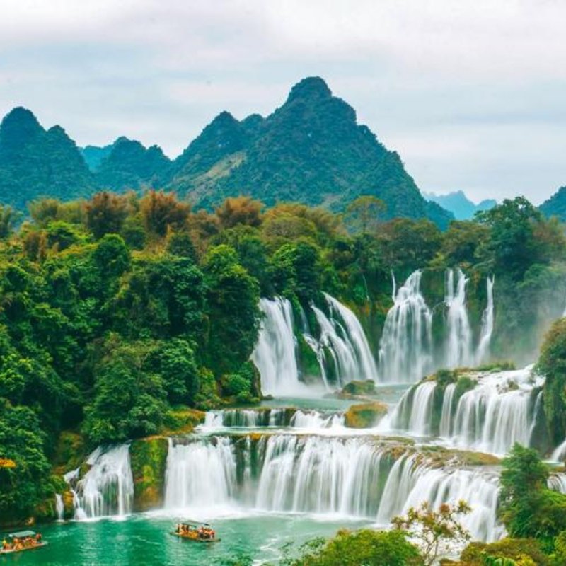 德天瀑布+明仕田园竹排纯玩1日游 含景区接驳车 多套餐可选择