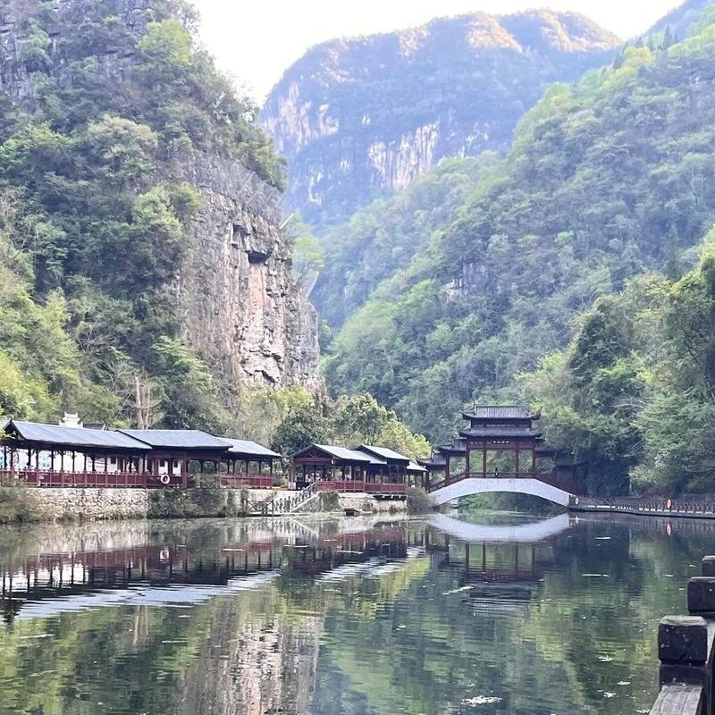 宜昌三峡大瀑布全景+三峡人家2天1晚游 金狮洞 情人泉