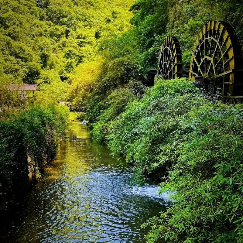 宜昌三峡大瀑布全景+清江画廊2天1晚游 金狮洞 情人泉