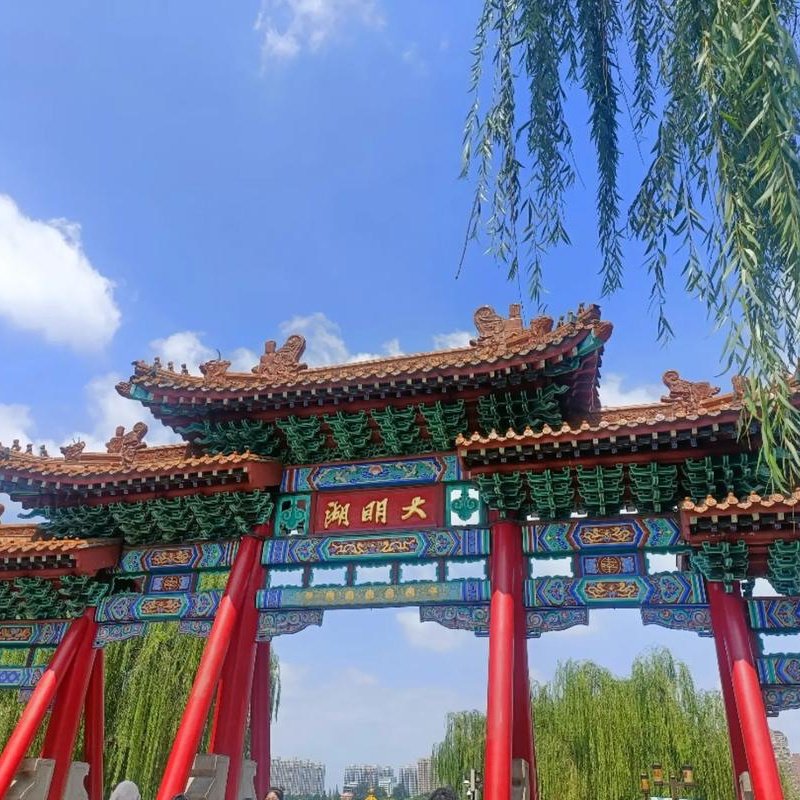 三孔景区+趵突泉+五龙潭+黑虎泉+解放阁+大明湖纯玩2日游