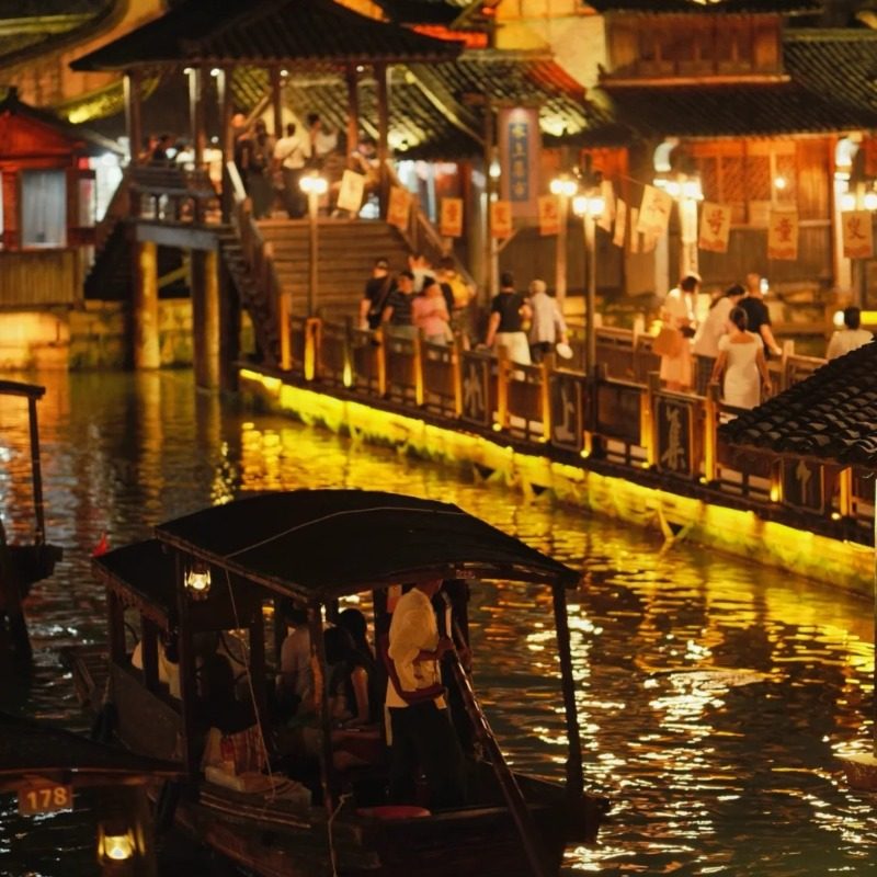 (上海/苏州起止)上海+杭州+苏州+乌镇3日2晚跟团游 优选4钻50餐