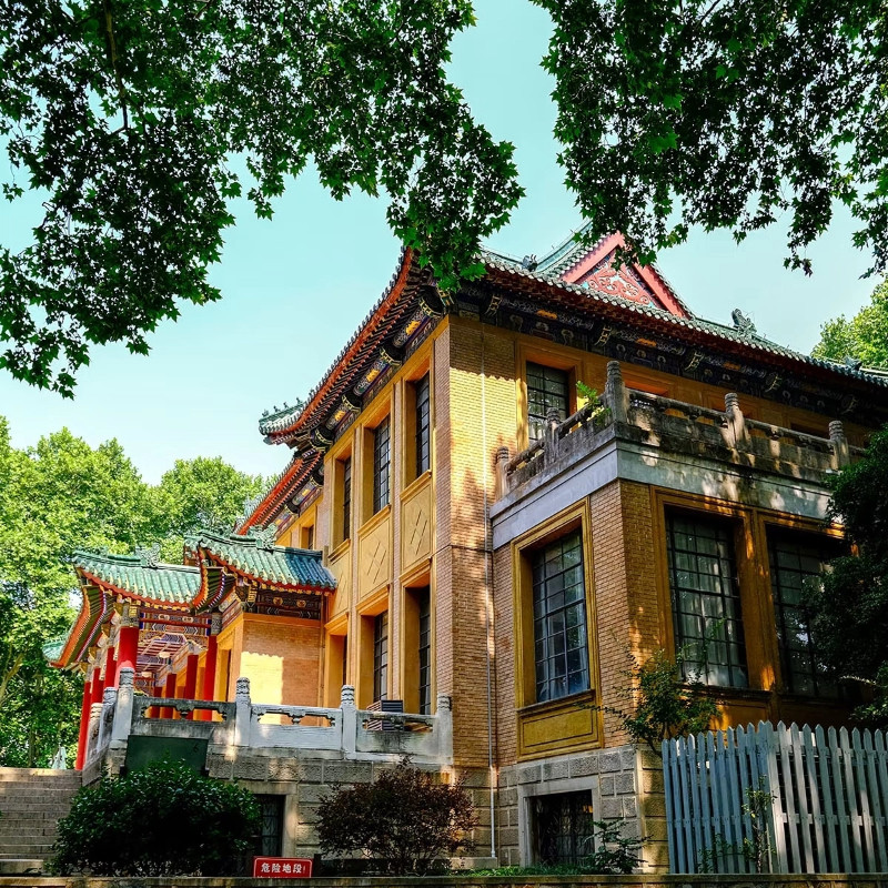 南京3日私家团含导游+全程住夫子庙希尔顿+中山陵美龄宫总统府