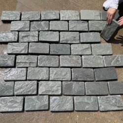 Horseshoe Stone, Tumbled Stone, Paving Stone, Small Square Blocks, Antique-Style Natural Surface, Natural Stone, Granite, Marble