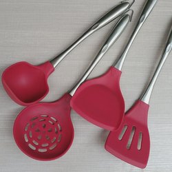 Exported to South Korea food-grade silicone spatula cooking utensils, frying spatula, high temperature resistance, no damage to the coating, silent, equipped with 304 steel