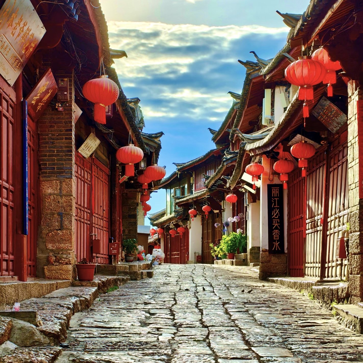 昆明大理丽江6日跟团游+纯玩+玉龙雪山+丽江古城+12人小团