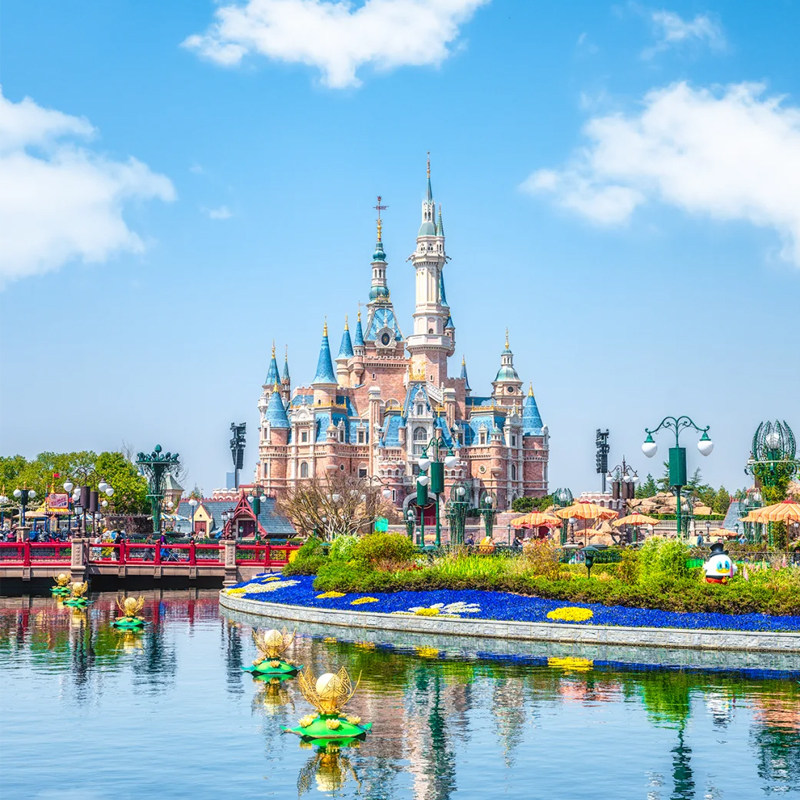 含往返机票【苏沪杭+迪士尼乐园】上海进杭州出,宿乌镇内5天4晚