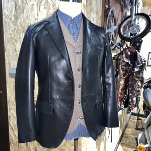
Sheepskin suit. Men's spring and autumn business casual genuine leather vegetable-tanned sheepskin slim-fit leather jacket.