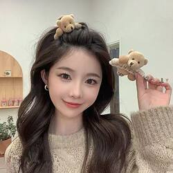 Cute Bear Plush Hair Clip, High-Value Girl's Autumn and Winter Side Clip, Versatile Hair Accessory, Cartoon Style Claw Clip