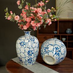 New Chinese style home flower arrangement living room entrance ceramic vase storage jar model room Jingdezhen covered flower ornaments