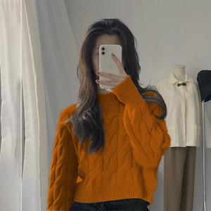 
Orange top twist short knitted sweater lazy style soft waxy French pullover sweater for women autumn and winter 2025 new style