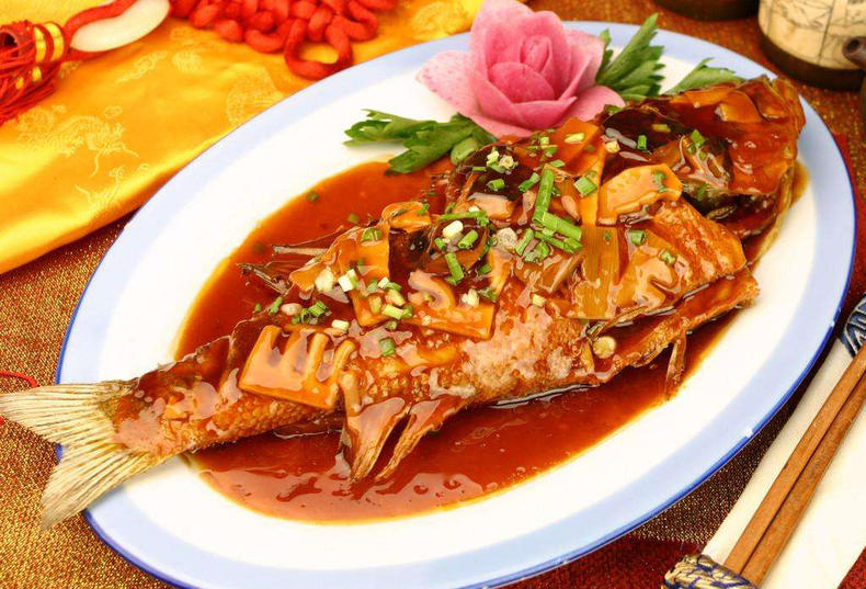 推荐鲈鱼的五种吃法，简单美味又下饭(图4)