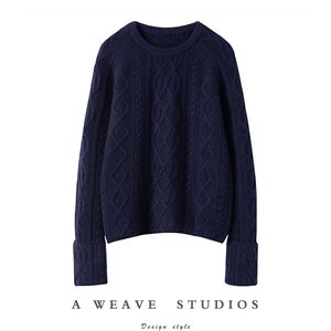 Fashionable little fairy! Thick round neck cashmere women's twisted cashmere sleeve design pure cashmere sweater knit sweater winter
