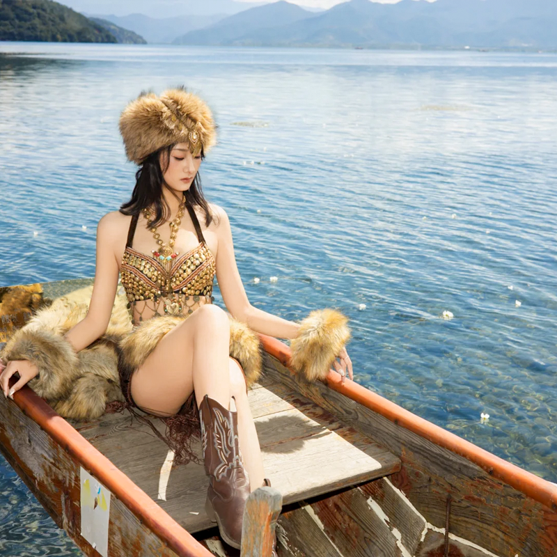 四钻酒店雪山索道吉普车旅拍纯玩8天昆明大理丽江泸沽湖跟团旅游