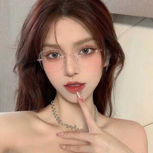 
Korean version of Pure Desire Internet Celebrity Frameless Glasses Trendy Women Japanese Retro Small Face Glasses Frame Myopia Flat Glasses