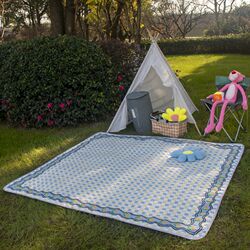 Outdoor waterproof and moisture-proof mat picnic mat thickened spring outing mat camping tent portable oversized camping plus children
