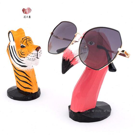 
Ornament rack tiger storage deer stand animal glasses display rack solid wood carving display creative handicrafts