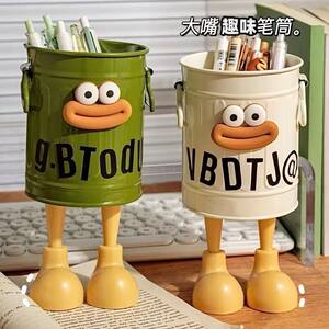 
High-looking personalized pen holder, cute storage bucket for student office, sewing DIY materials, tools and finished products