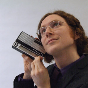 British Stylophone retro electronic musical instrument peninsula iron box pocket music keyboard synthesizer electronic music box