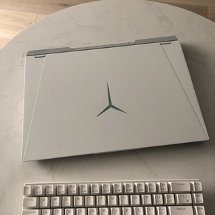 联想拯救者R9000P冰魄白游戏本