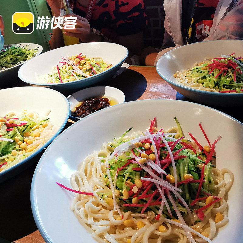 游侠客后海胡同3小时跟团夜游纯玩广茗阁听相声烟袋斜街 北京旅游