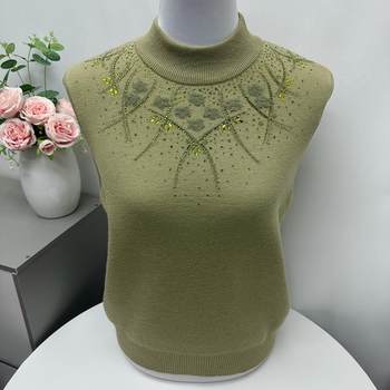 Mom integrated velvet thickened sweater women's winter dress half -high -necked wool sweater in the middle and old age with foreign shirts
