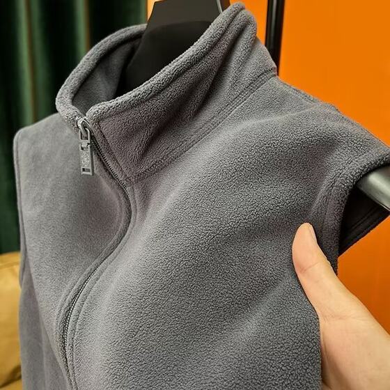 
Clearance leakage fleece vest men's autumn and winter plus velvet warm inner vest vest polar fleece casual jacket