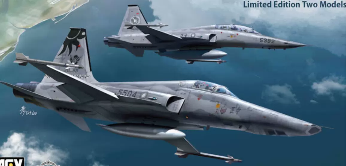 AFV Club 戰鷹1/48 AR48S11 中正號F-5F及虎瞰式RF-5E