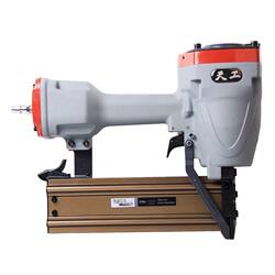 Stchongqing Tiangong 64 Steel Nail Gun Pneumatic Cement Nail Gun with Strong Power for Woodworking, Decoration, and Ceiling Installation