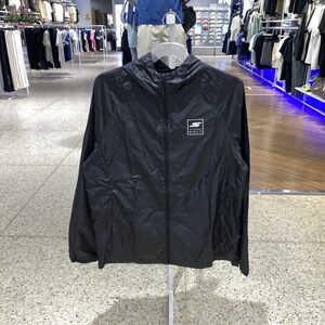 
Genuine SKECHERS SKECHERS Simple and versatile hooded men's sports and casual woven jacket P225M276